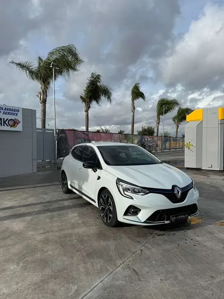 Usata Renault Clio V Intens 91 CV (66 kW) 2021 Other Berlina