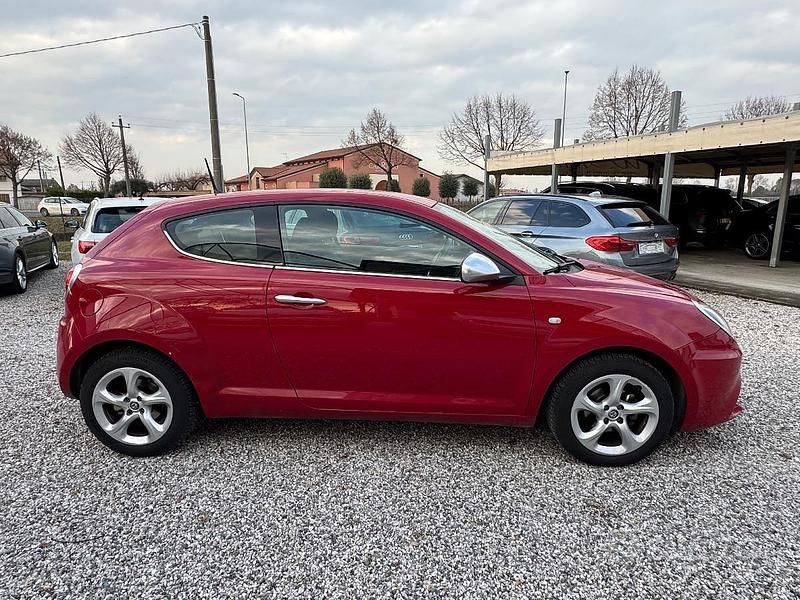 Usata Alfa Romeo MiTo Progression 78 CV (57 kW) 2016 Rosso Utilitaria