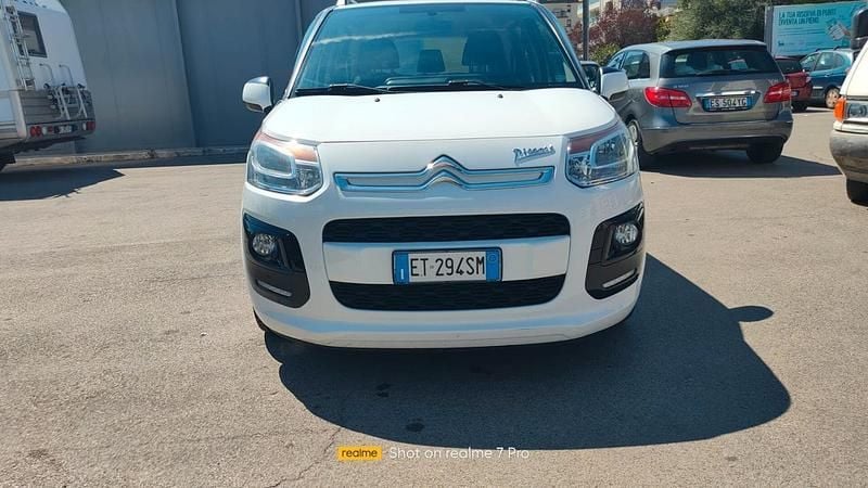 Bianco Usata 2013 Citroën C3 Picasso Seduction Monovolume | 6299 € (Buon prezzo) - Immagine 1/4