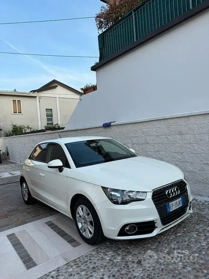 Usata Audi A1 90 CV (66 kW) 2013 Bianco Utilitaria