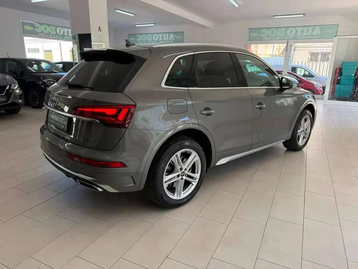 Usata Audi Q5 S-Line 204 CV (150 kW) 2023 Grigio SUV