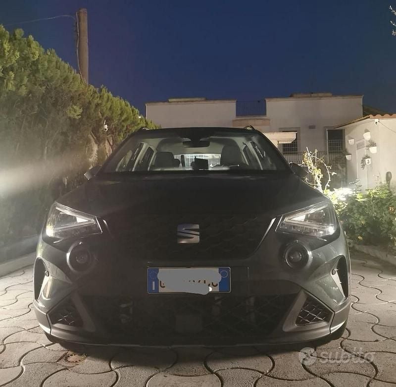 Usata 2023 Seat Arona SUV | 14.000 € (Super prezzo) - Immagine 1/3