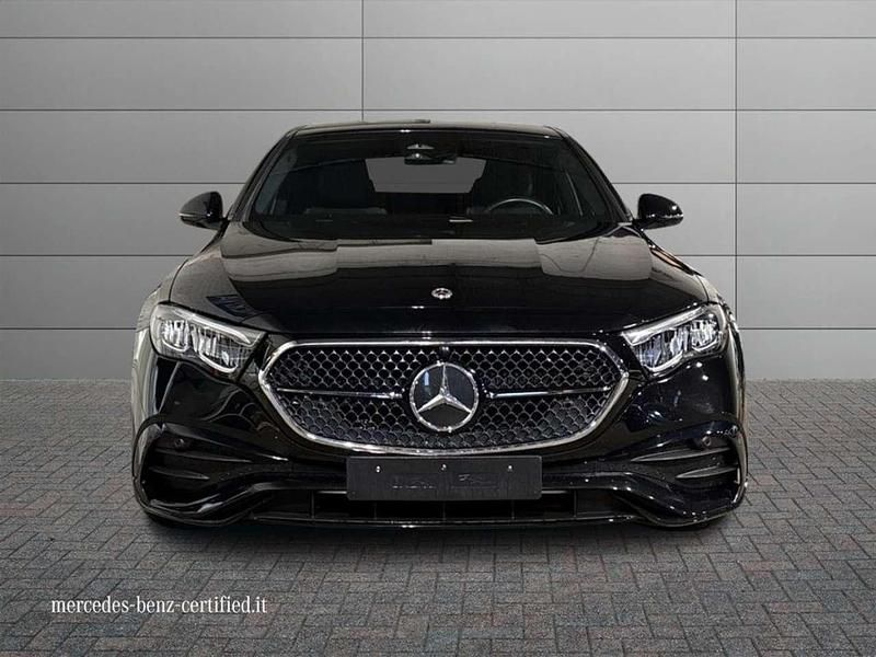 Usata Mercedes E220 Advanced 197 CV (144 kW) 2024 Nero Berlina