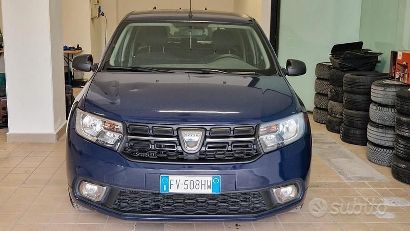 Usata Dacia Sandero Comfort 90 CV (66 kW) 2019 Blu Berlina