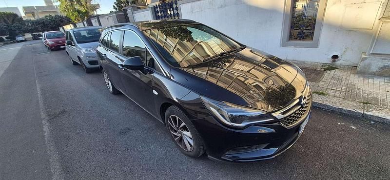 Usata Opel Astra Business 110 CV (80 kW) 2019 Station wagon