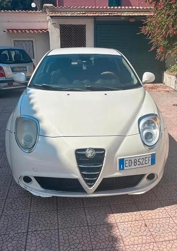 Usata Alfa Romeo MiTo 90 CV (66 kW) 2010 Bianco Utilitaria