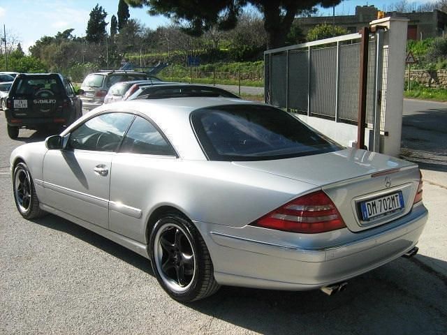 Usata Mercedes CL500 306 CV (225 kW) 2001 Argento Coupé