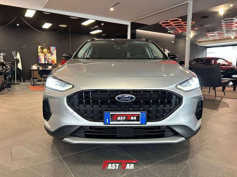 Usata Ford Focus Active 125 CV (91 kW) 2023 Grigio Utilitaria