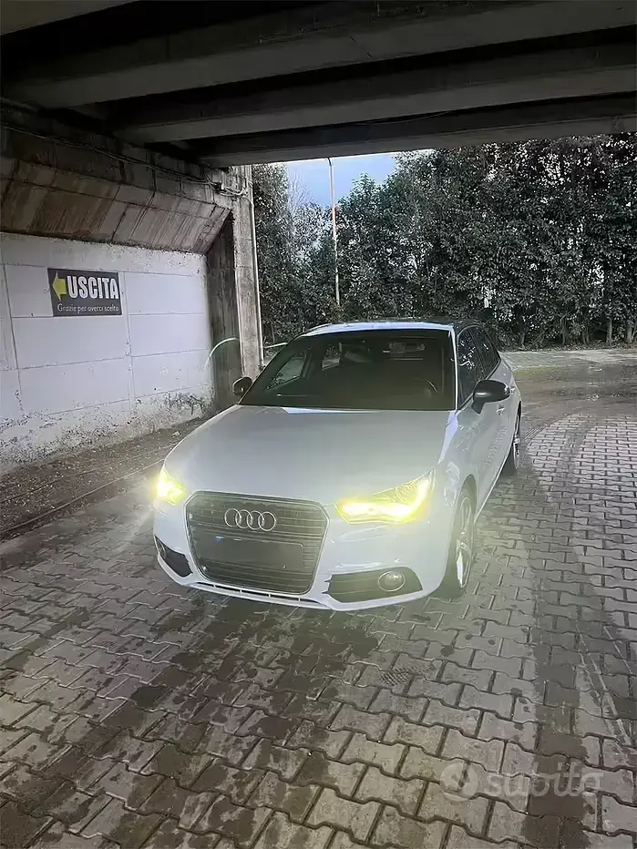 Usata Audi A1 90 CV (66 kW) 2014 Bianco Utilitaria