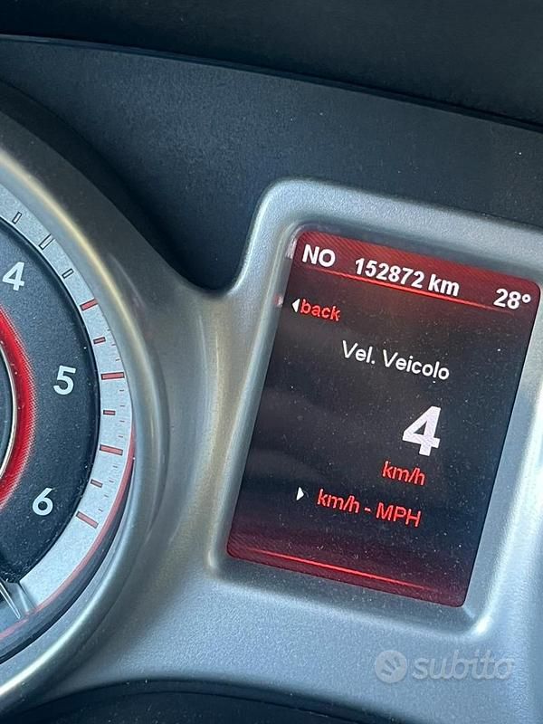 Usata Fiat Freemont 140 CV (102 kW) 2011 Grigio SUV