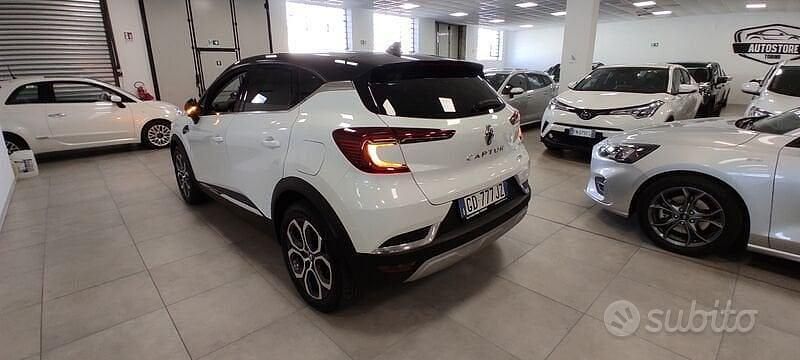 Usata Renault Captur Intens 160 CV (117 kW) 2020 Null SUV