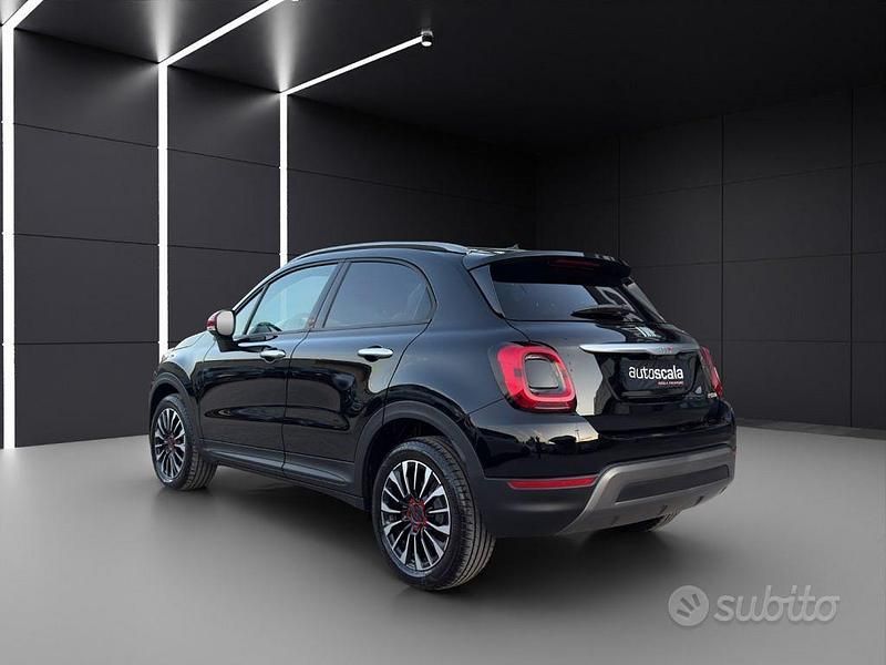 Usata Fiat 130 Red 131 CV (96 kW) 2024 Nero SUV