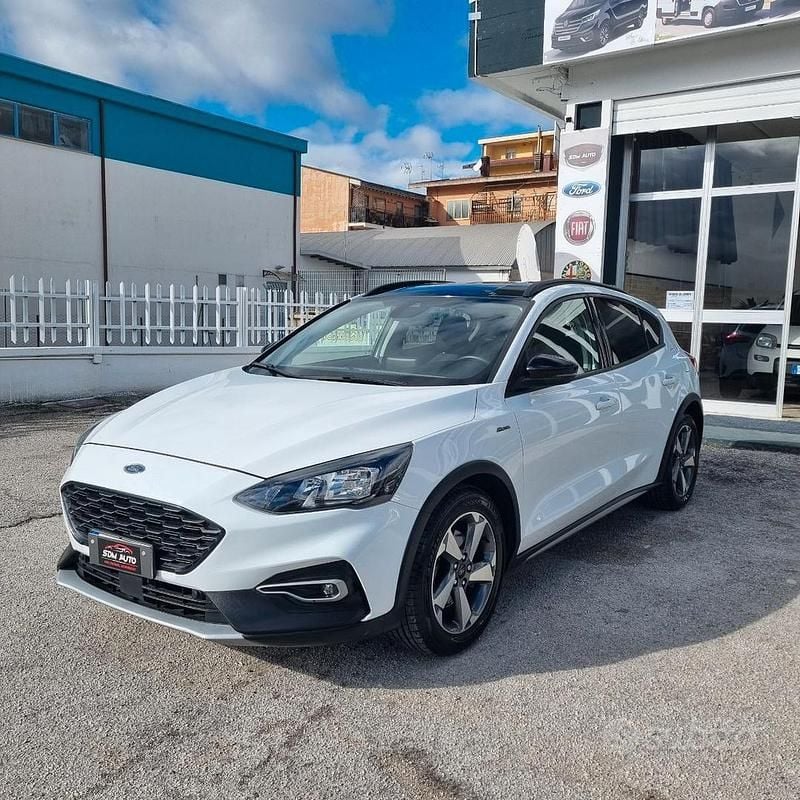 Usata 2020 Ford Focus ST-Line | 17.900 € (Buon prezzo) - Immagine 1/4