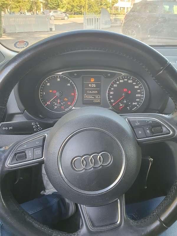Usata Audi A1 Attraction 90 CV (66 kW) 2013 Bianco Utilitaria