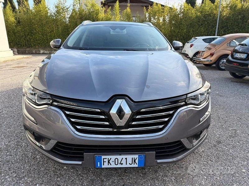 Usata Renault Talisman Initiale Paris 160 CV (117 kW) 2017 Grigio scuro Station wagon