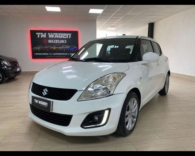 Bianco Usata 2015 Suzuki Swift Tre volumi | 5499 € (Super prezzo) - Immagine 1/4