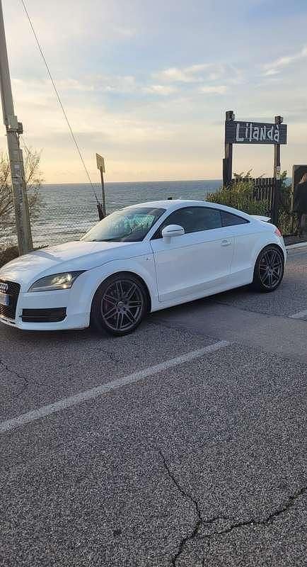Usata Audi TT Ambiente 200 CV (147 kW) 2007 Bianco Coupé