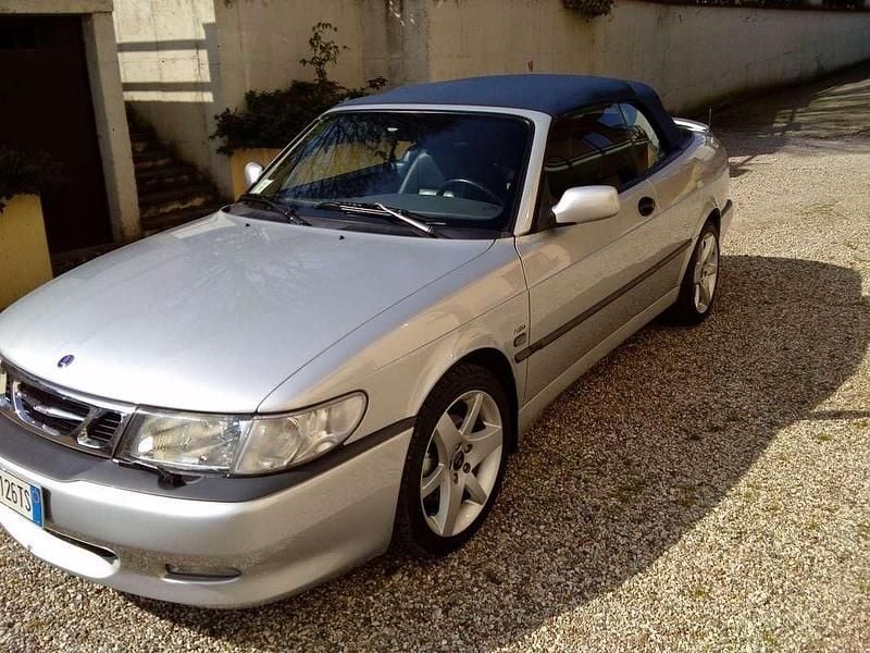 Argento Usata 2002 Saab 9-3 Cabriolet Aero Cabrio | 9900 € - Immagine 1/4