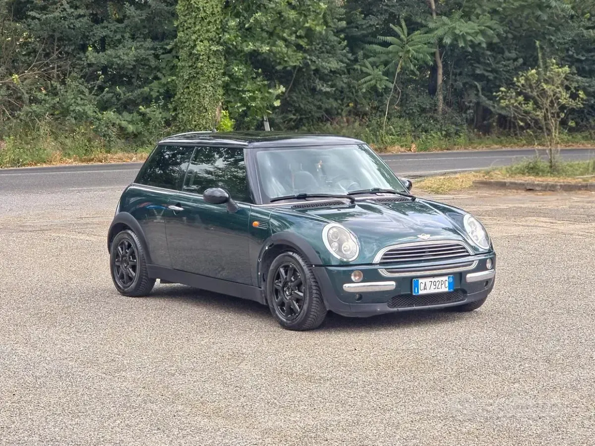 Usata Mini ONE 90 CV (66 kW) 2002 Utilitaria