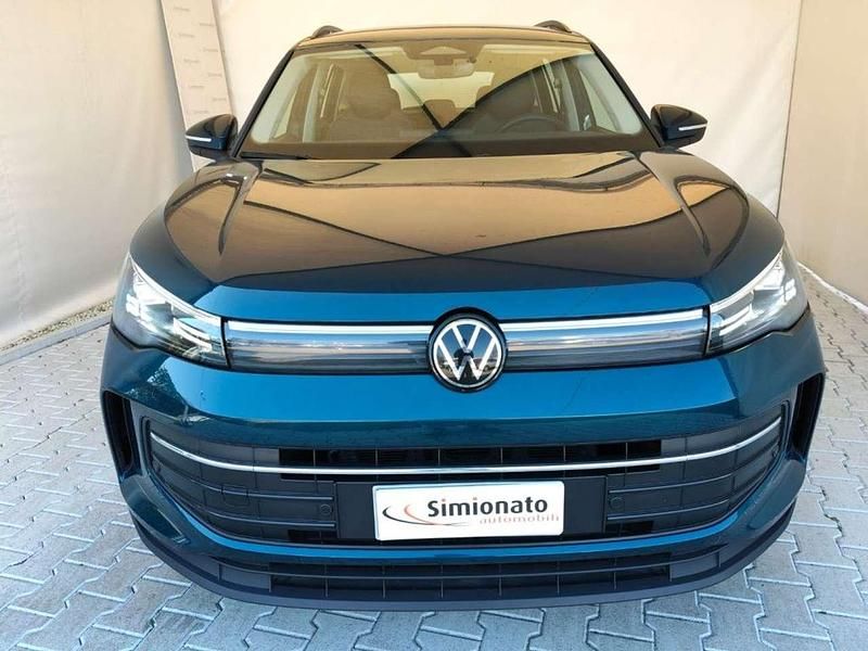 Begagnad VW Tiguan Life 150 HK (110 kW) 2025 Blå SUV