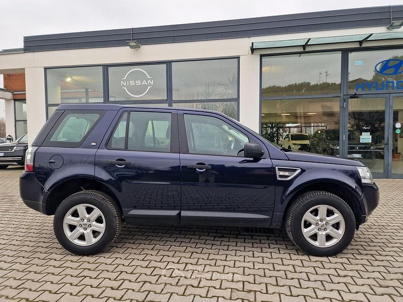 Usata Land Rover Freelander 2 S 150 CV (110 kW) 2014 Blu/azzurro SUV