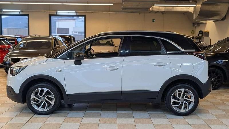 Usata Opel Crossland X Innovation 82 CV (60 kW) 2018 White sport SUV