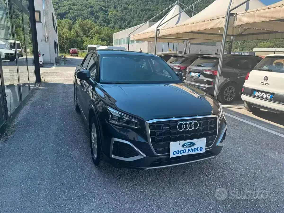 Usata Audi Q2 Advanced 190 CV (139 kW) 2024 Grigio SUV