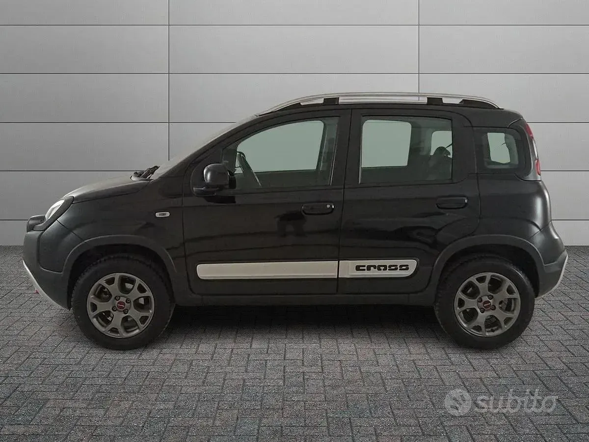 Usata Fiat Panda Cross Cross 85 CV (62 kW) 2018 Nero Utilitaria