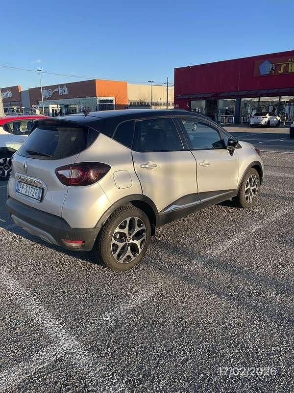 Usata Renault Captur Initiale Paris 110 CV (80 kW) 2018 SUV