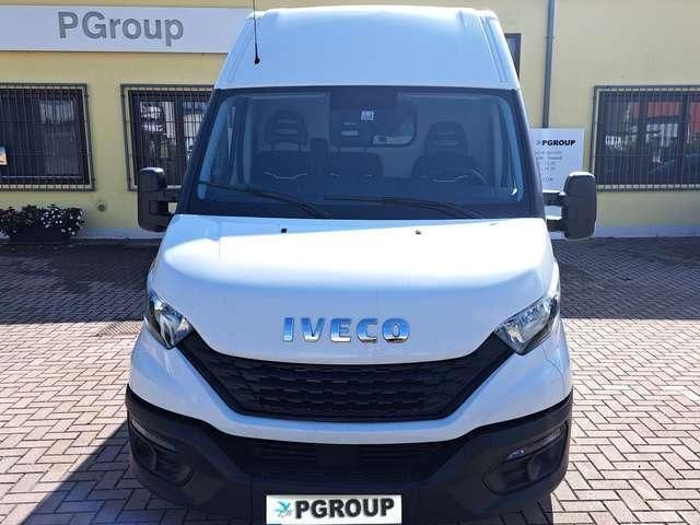 Bianco Usata 2020 Iveco Daily Furgone | 26.900 € (Buon prezzo) - Immagine 1/4