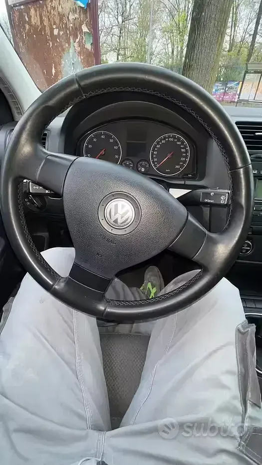 Usata VW Golf IV 115 CV (84 kW) 2005 Grigio Berlina