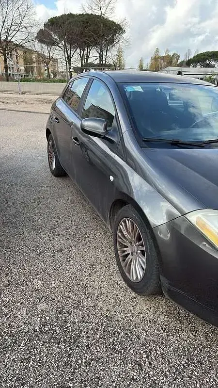Usata Fiat Bravo Dynamic 120 CV (88 kW) 2009 Grigio Utilitaria