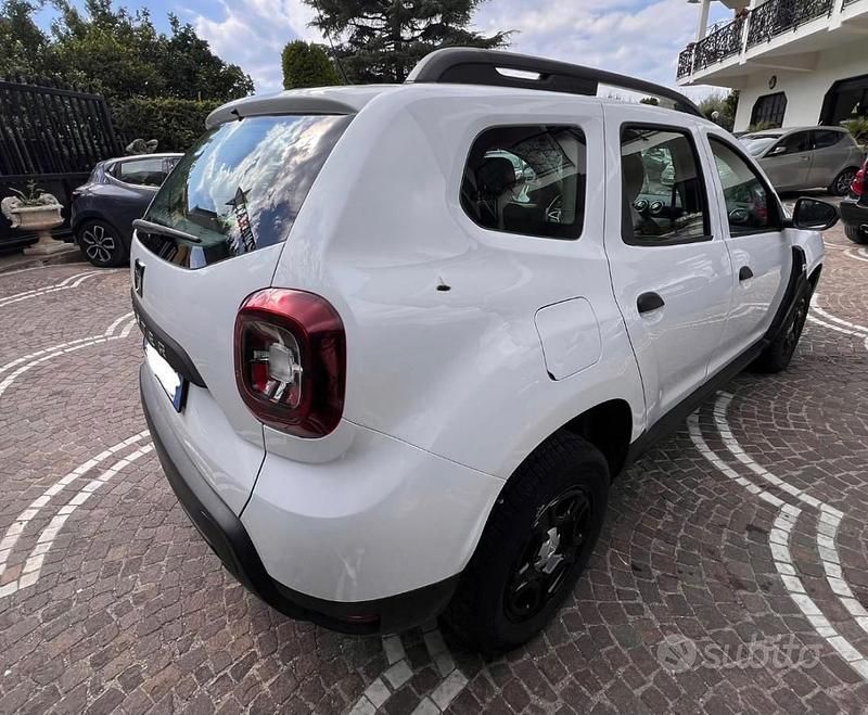 Usata Dacia Duster Essentiel 89 CV (65 kW) 2018 Bianco SUV