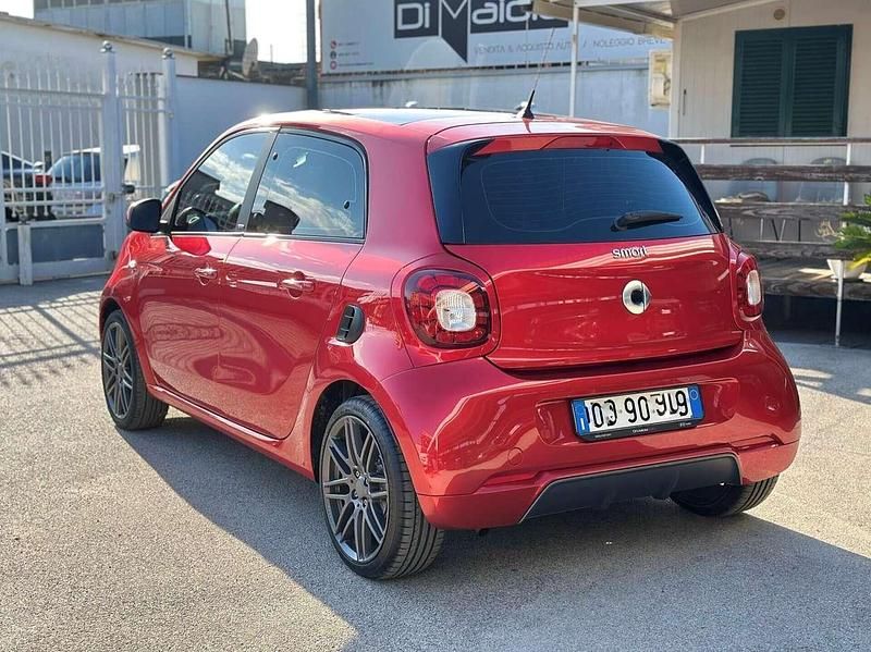 Usata Smart ForFour Brabus 90 CV (66 kW) 2018 Rosso Utilitaria