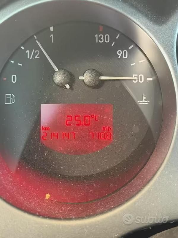 Usata Seat Altea Stylance 105 CV (77 kW) 2008 Nero Monovolume