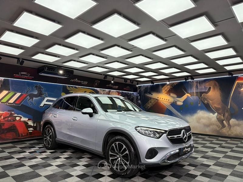 Usata Mercedes GLC220 Advanced Plus 197 CV (144 kW) 2022 Argento SUV