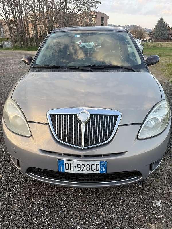Usata Lancia Ypsilon 77 CV (56 kW) 2007 Utilitaria