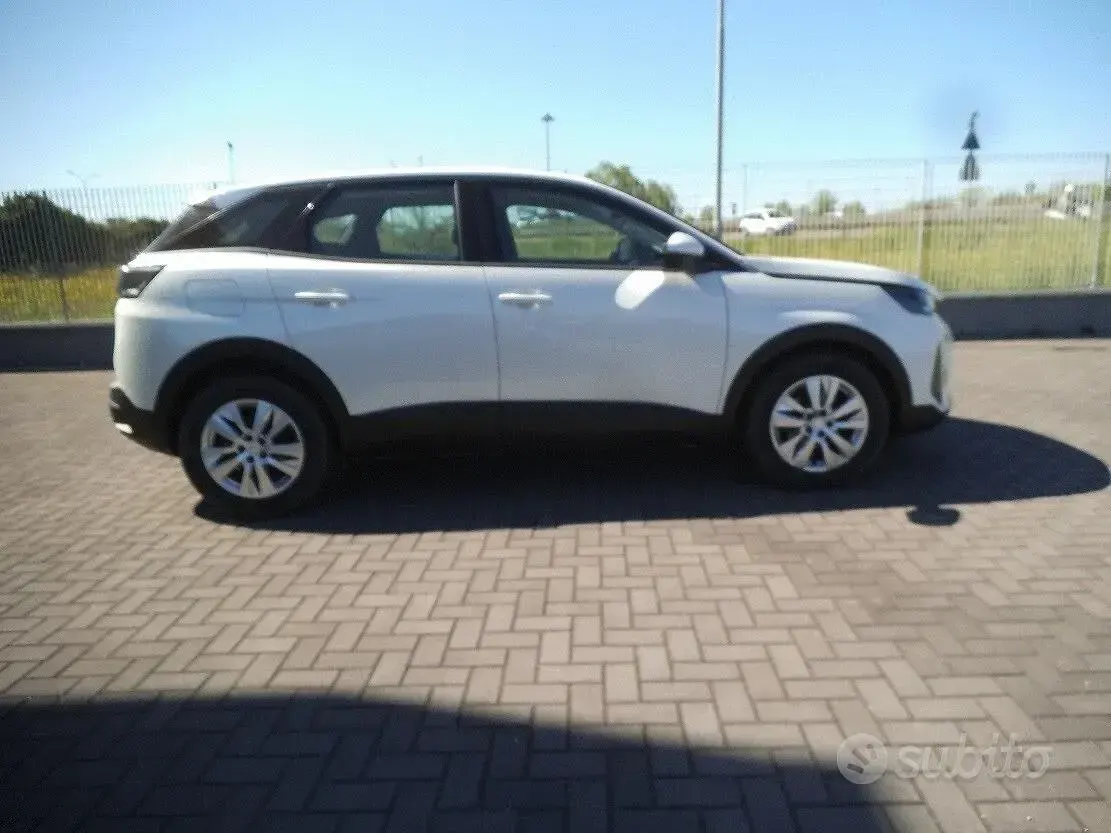 Usata Peugeot 3008 131 CV (96 kW) 2021 Bianco SUV