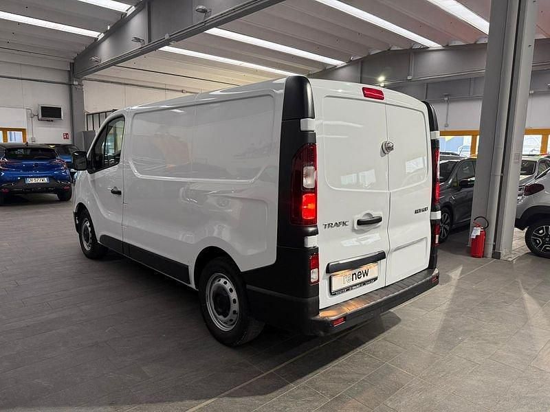 Usata Renault Trafic 150 CV (110 kW) 2024 Bianco Monovolume