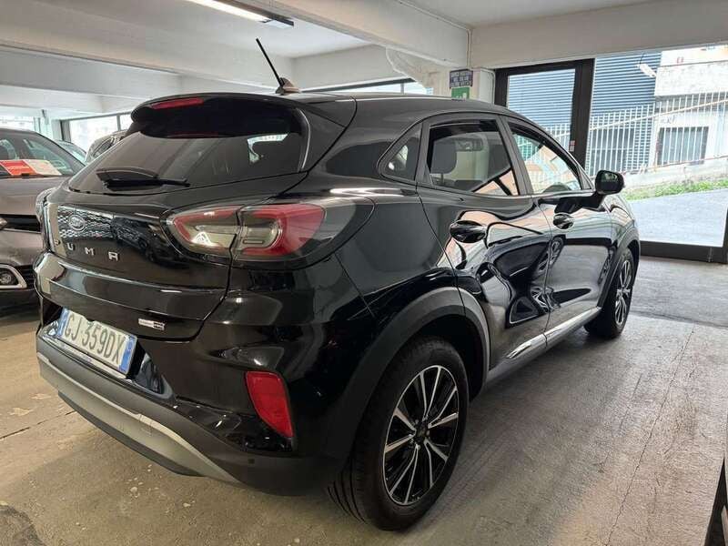 Usata Ford Puma Titanium 125 CV (91 kW) 2022 Nero SUV