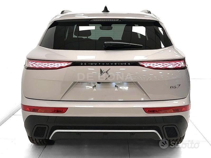 Usata DS Automobiles DS7 Crossback Performance Line Plus 131 CV (96 kW) 2024 Grigio SUV