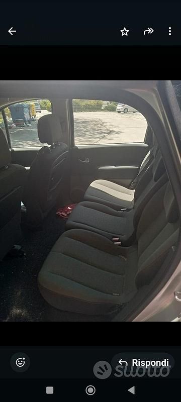 Usata Renault Scénic II 100 CV (73 kW) 2008 Grigio Monovolume