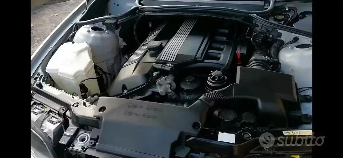 Usata BMW 328 M Sport 193 CV (141 kW) 1999 Grigio Coupé