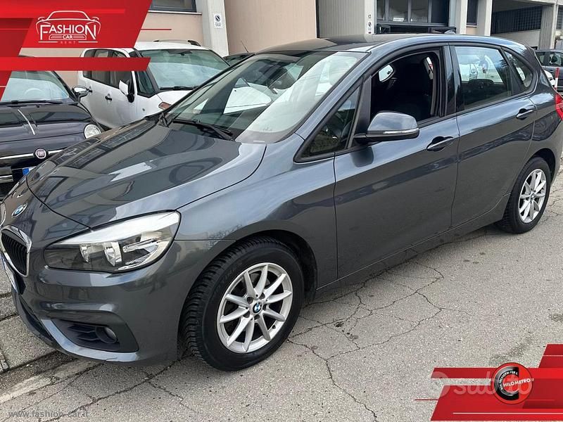 Usata BMW 216 Active Tourer Sport Line 116 CV (85 kW) 2016 Grigio Monovolume