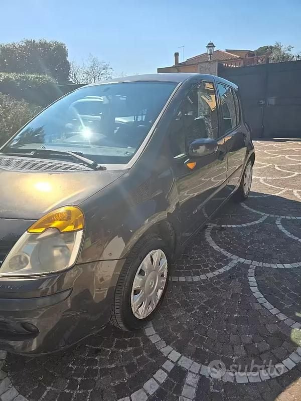 Usata Renault Modus 2005 Grigio Monovolume