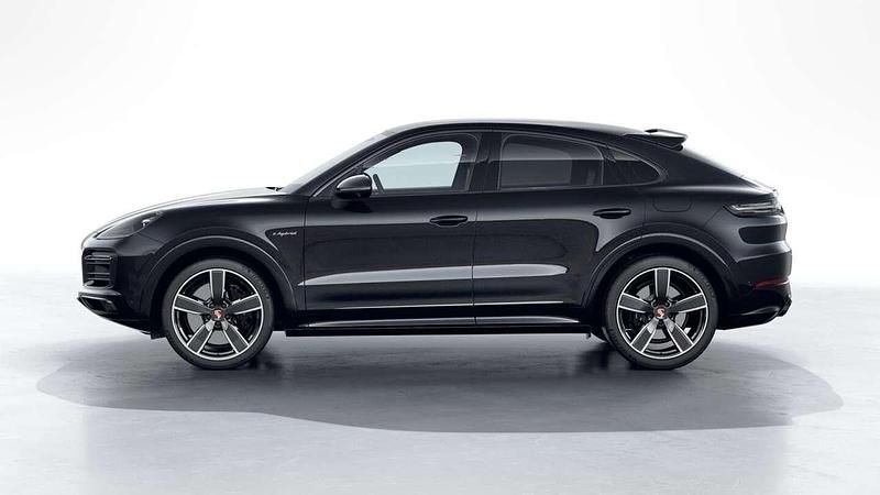 Usata Porsche Cayenne 462 CV (339 kW) 2022 Nero cromite SUV