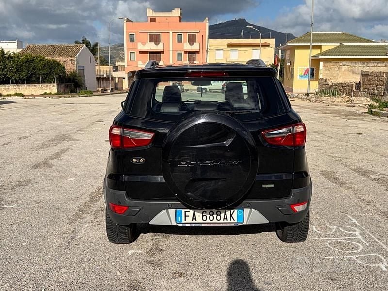 Usata Ford Ecosport Titanium 125 CV (91 kW) 2015 Nero SUV