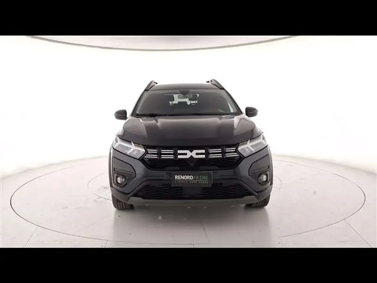 Usata Dacia Jogger Extreme 101 CV (74 kW) 2023 Nero Monovolume
