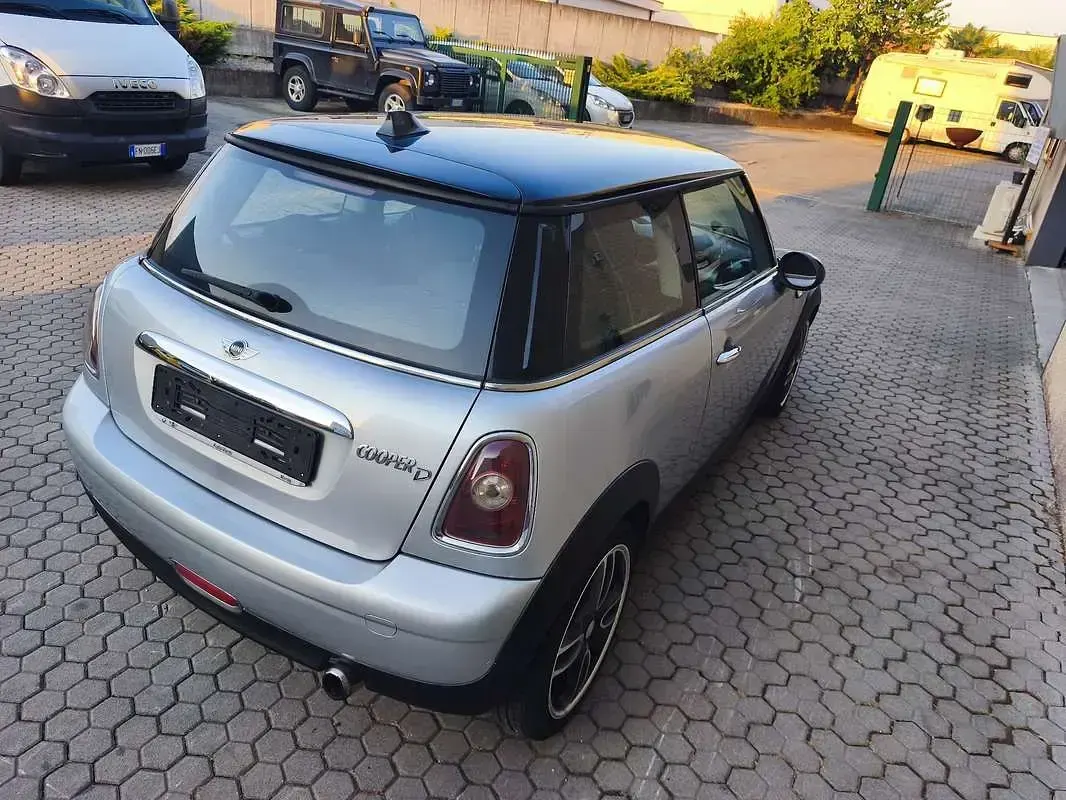 Usata Mini Cooper D 109 CV (80 kW) 2007 Utilitaria