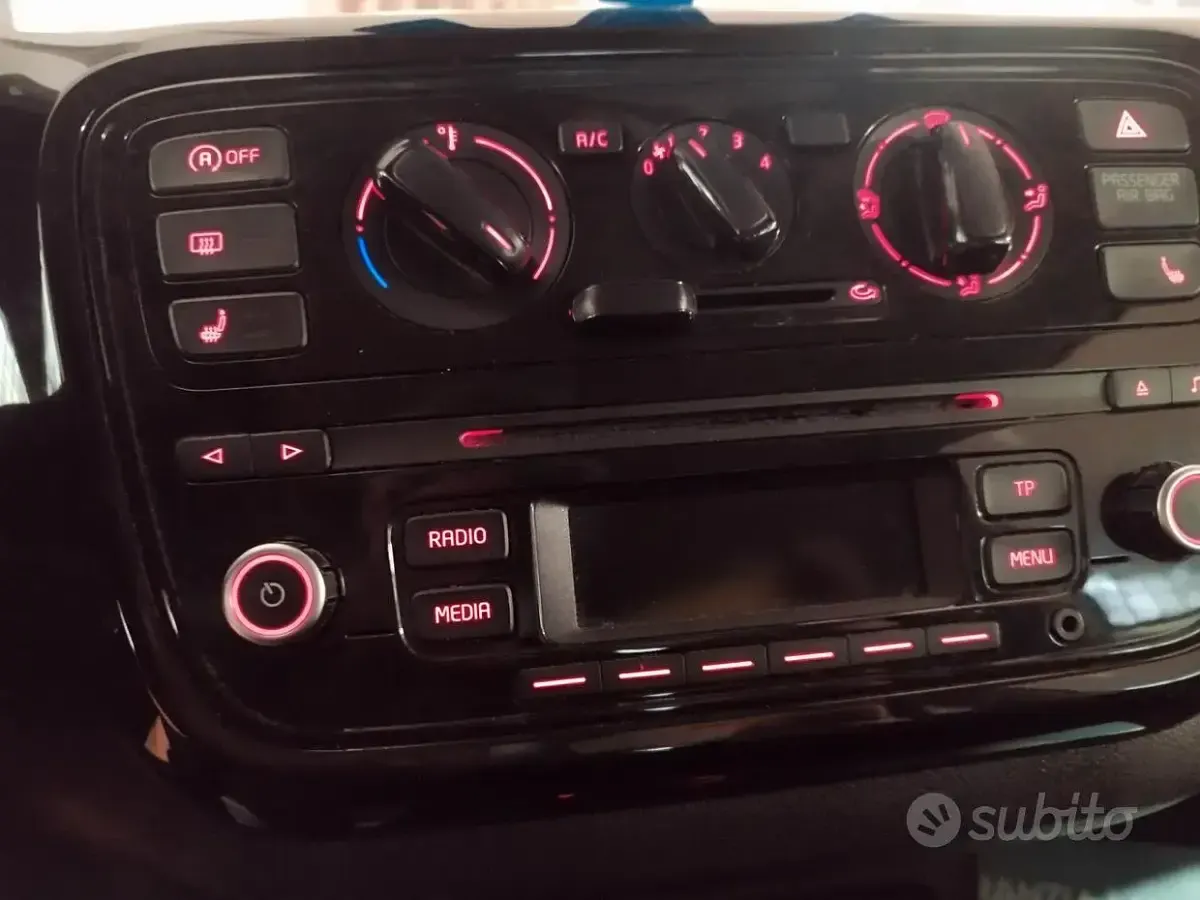 Usata VW up! 68 CV (50 kW) 2013 Bianco Utilitaria